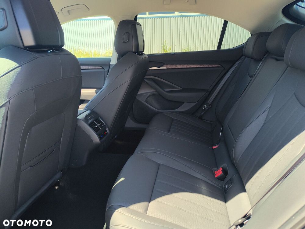 Skoda Superb - 32