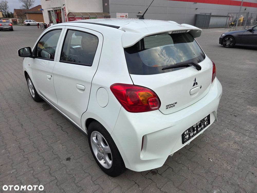 Mitsubishi Space Star 1.0 - 24