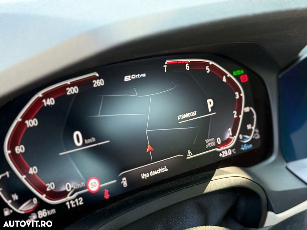 BMW Seria 3 330e Aut. Advantage - 23