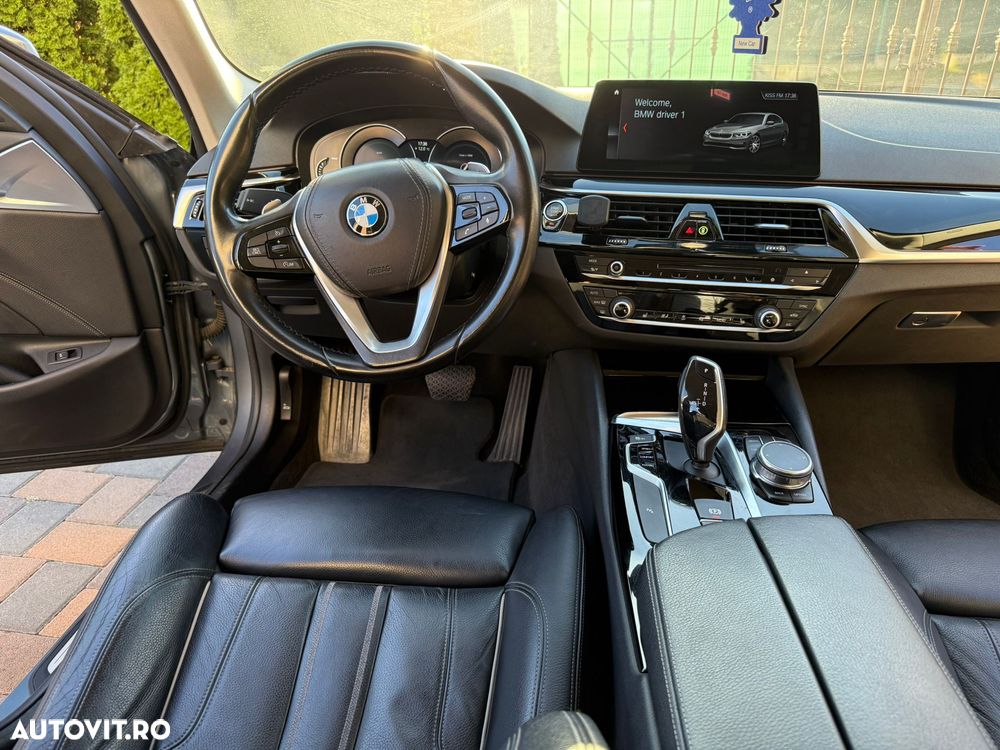 BMW Seria 5 520d Aut. Sport Line - 9