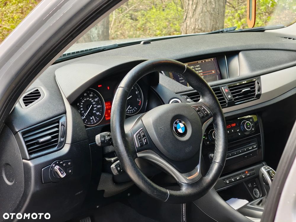 BMW X1 xDrive28i - 17