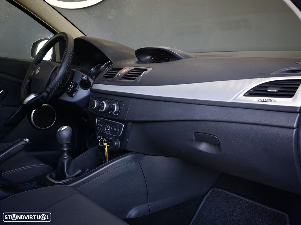 Renault Mégane Sport Tourer 1.5 dCi Dynamique S - 34