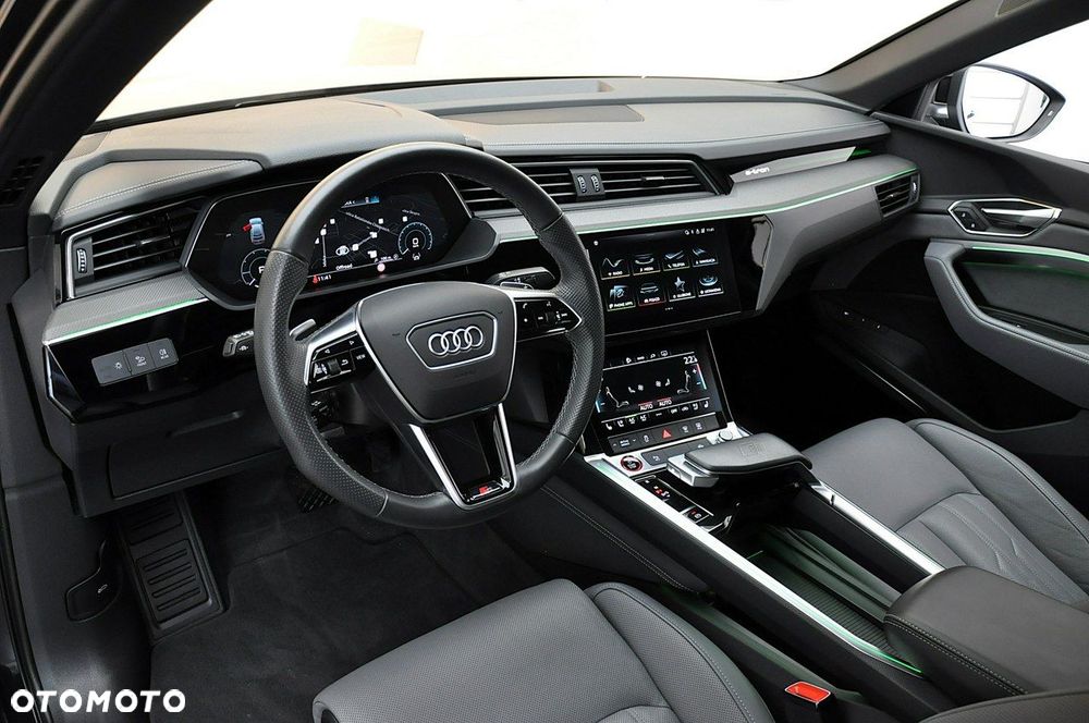 Audi e-tron Sportback - 20