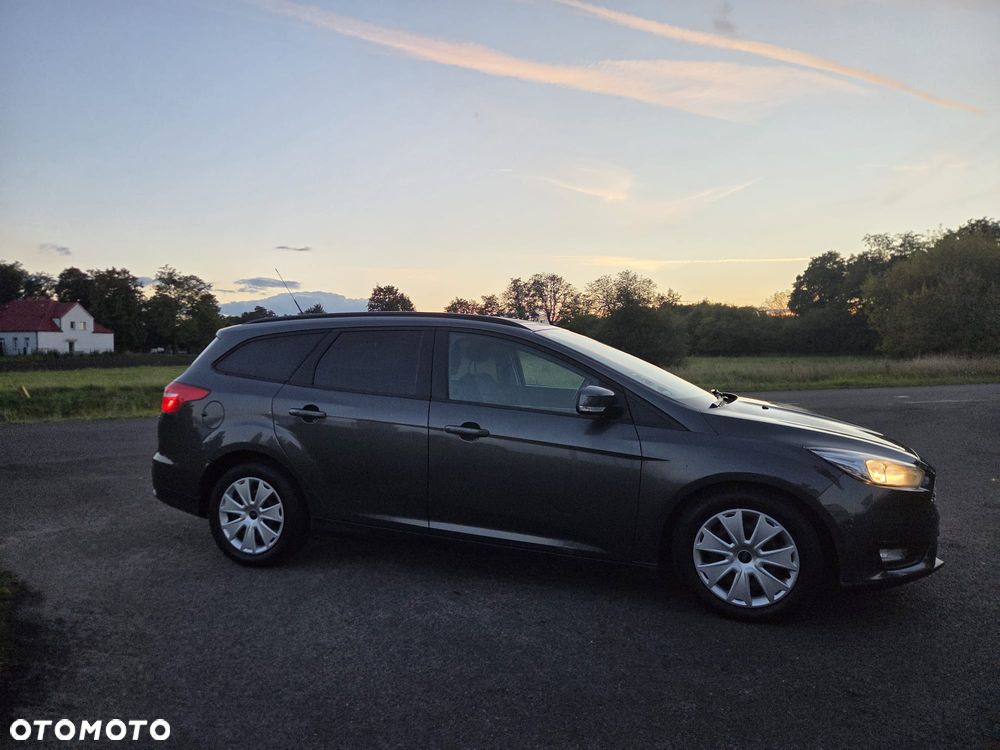Ford Focus Sw 2016 photo 4