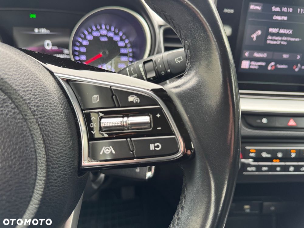 Kia Ceed - 24