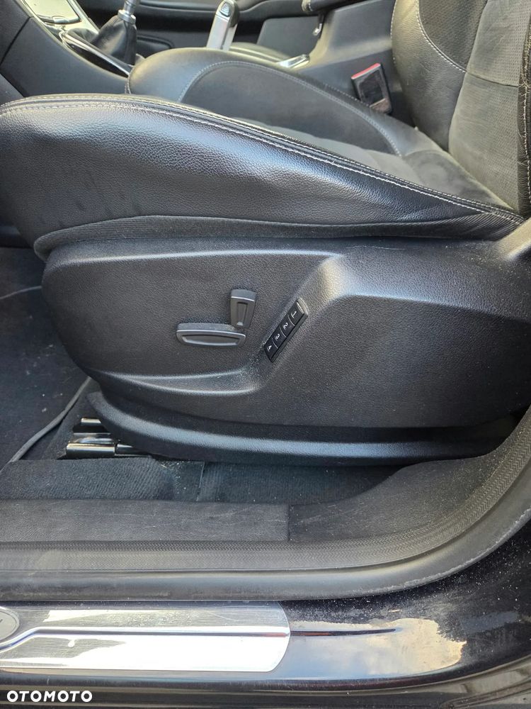 Ford S-Max - 12