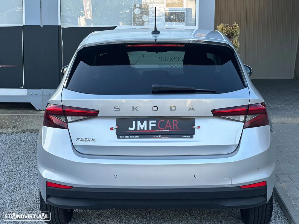 Skoda Fabia - 6