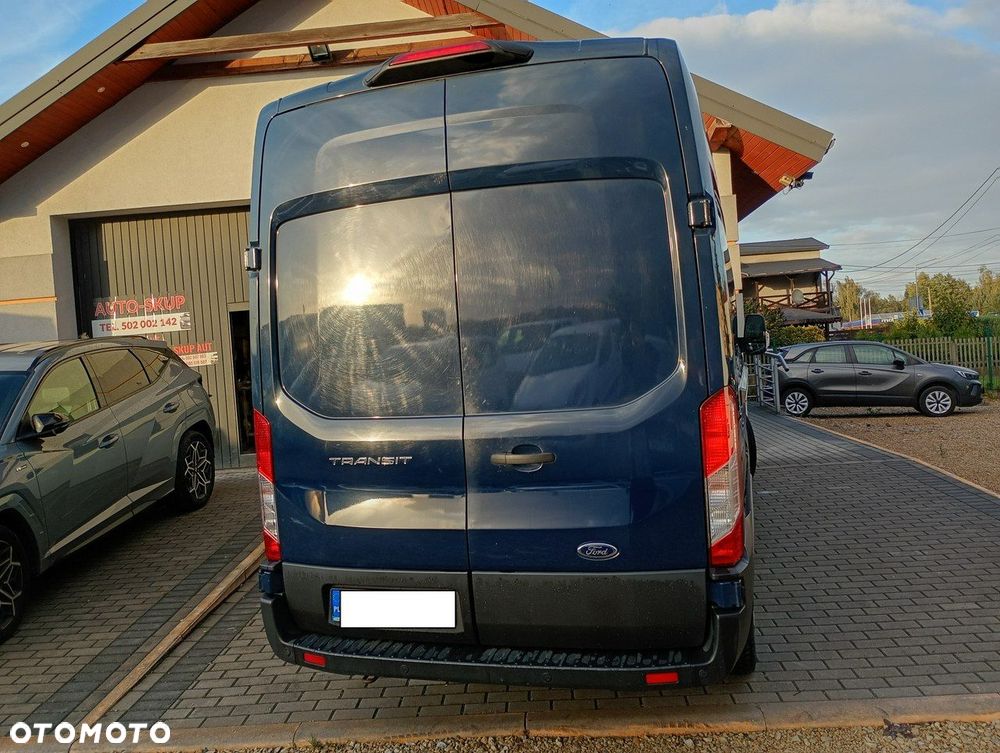 Ford Transit - 26