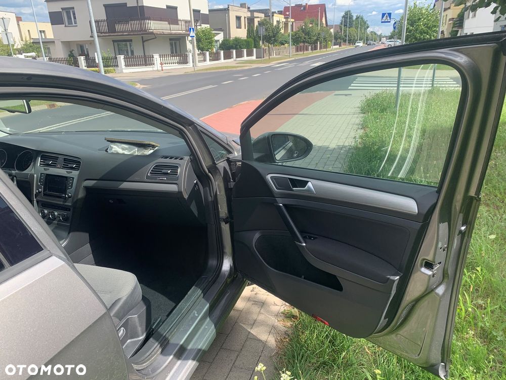 Volkswagen Golf 1.6 BlueTDI Comfortline - 31
