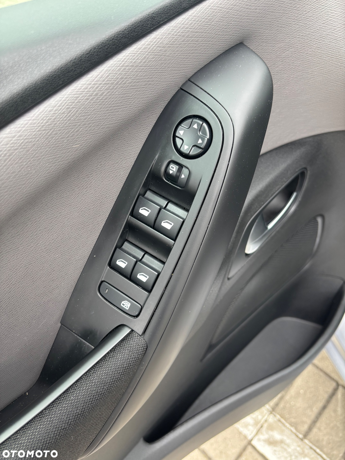 Citroën C4 SpaceTourer 1.2 PureTech More Life S&S EAT6 - 9