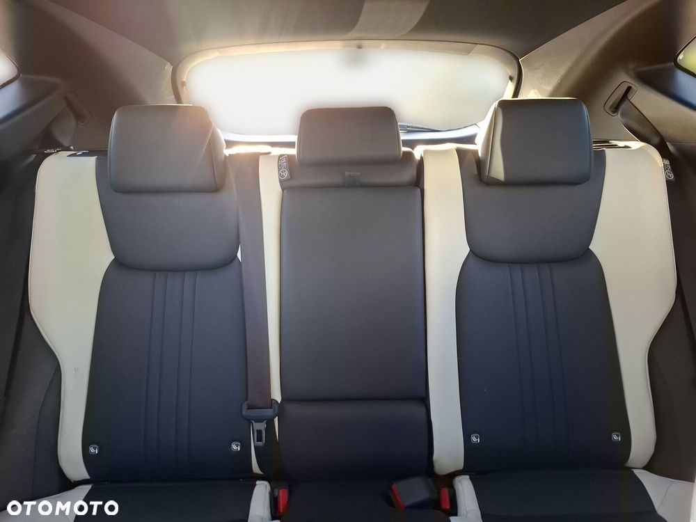 Lexus NX 450h+ Prestige AWD - 34