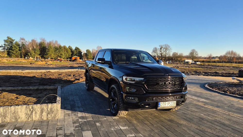 RAM 1500 5.7 Crew Cab Shortbed Limited Black - 1