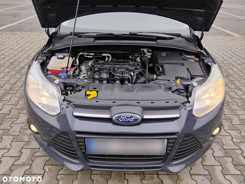 Ford Focus 1.6 Edition - 10