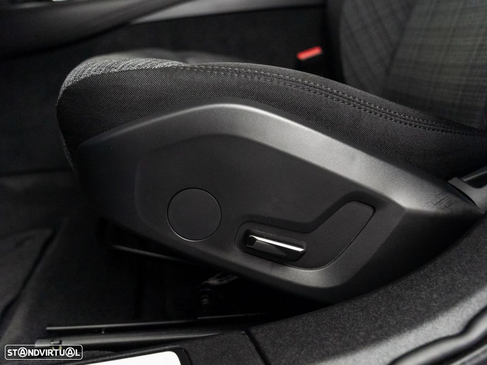 Volvo V60 2.0 T6 AWD TE Essential - 20