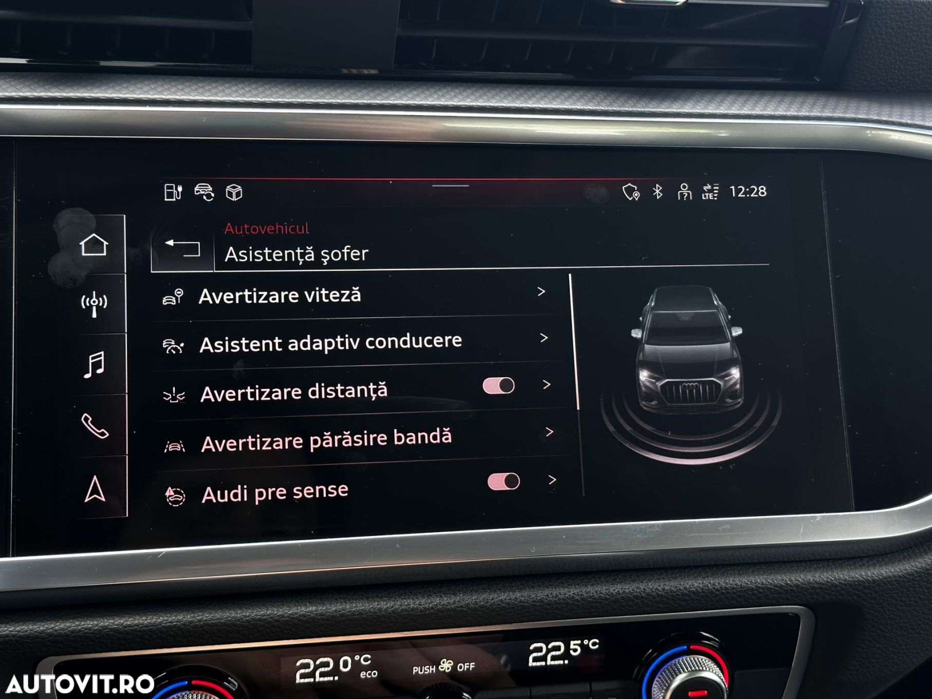 Audi Q3 - 18