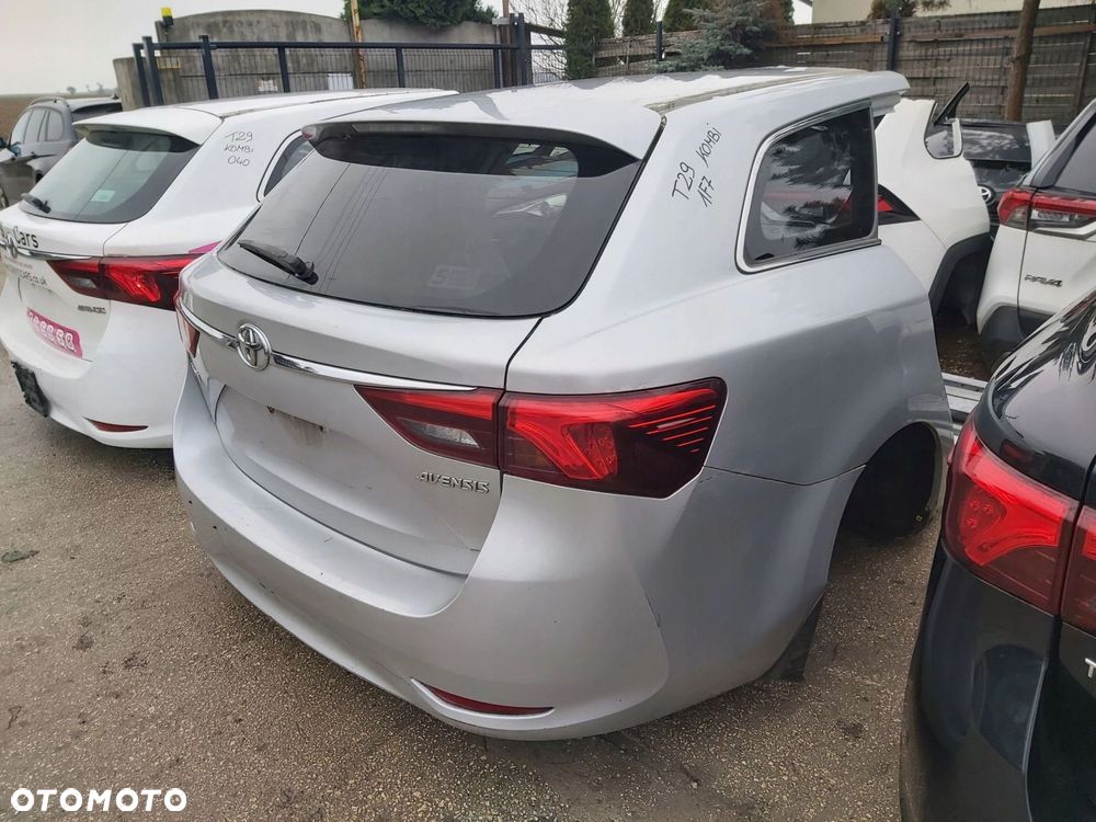 Toyota Avensis T27 Lift Kombi T29 zderzak klapa lampa tył błotnik pas tylny - 1