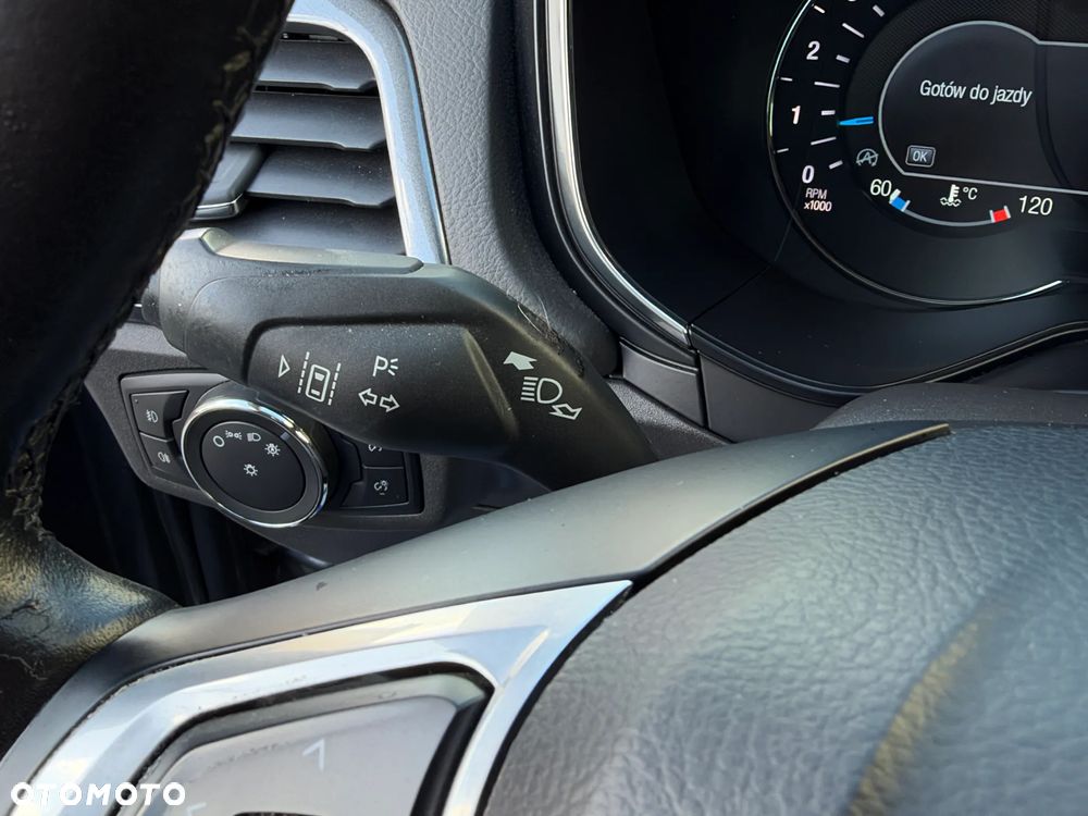 Ford Mondeo 2.0 EcoBlue Titanium - 26