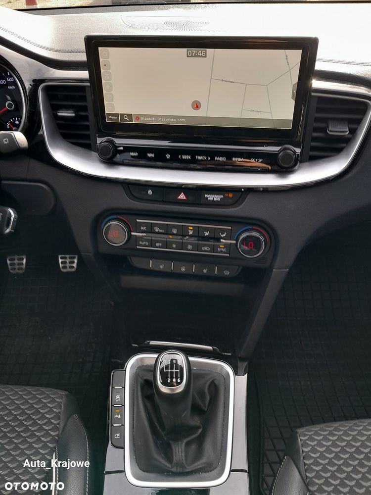 Kia Ceed 1.5 T-GDI Business Line - 12