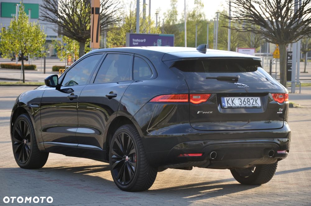 Jaguar F-Pace S AWD - 5