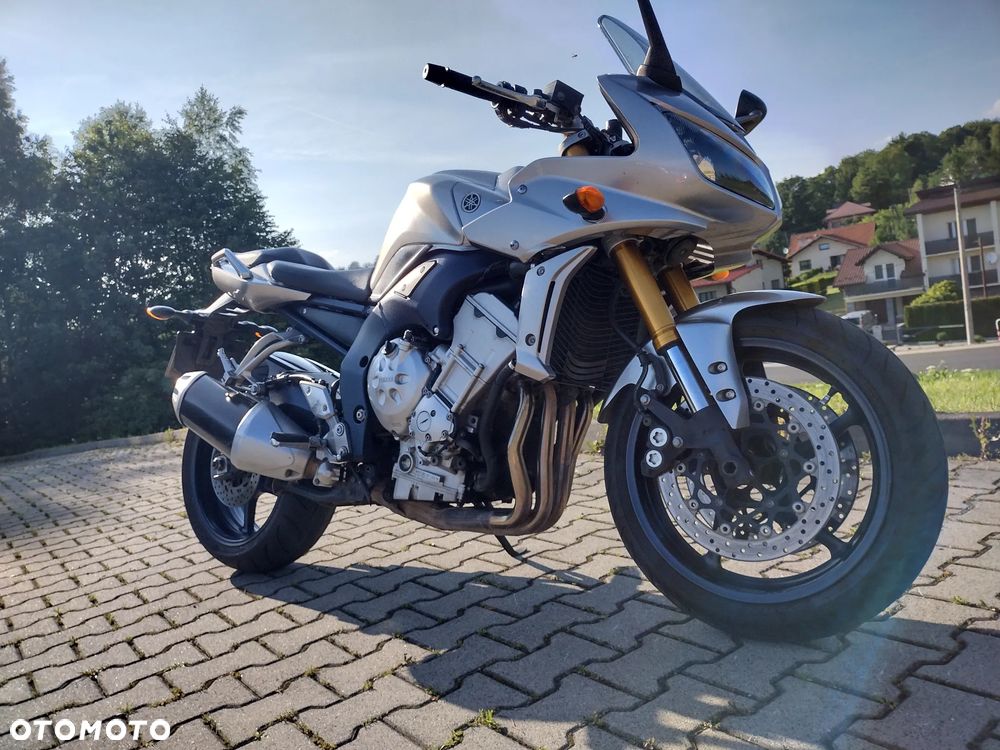 Yamaha FZ - 1