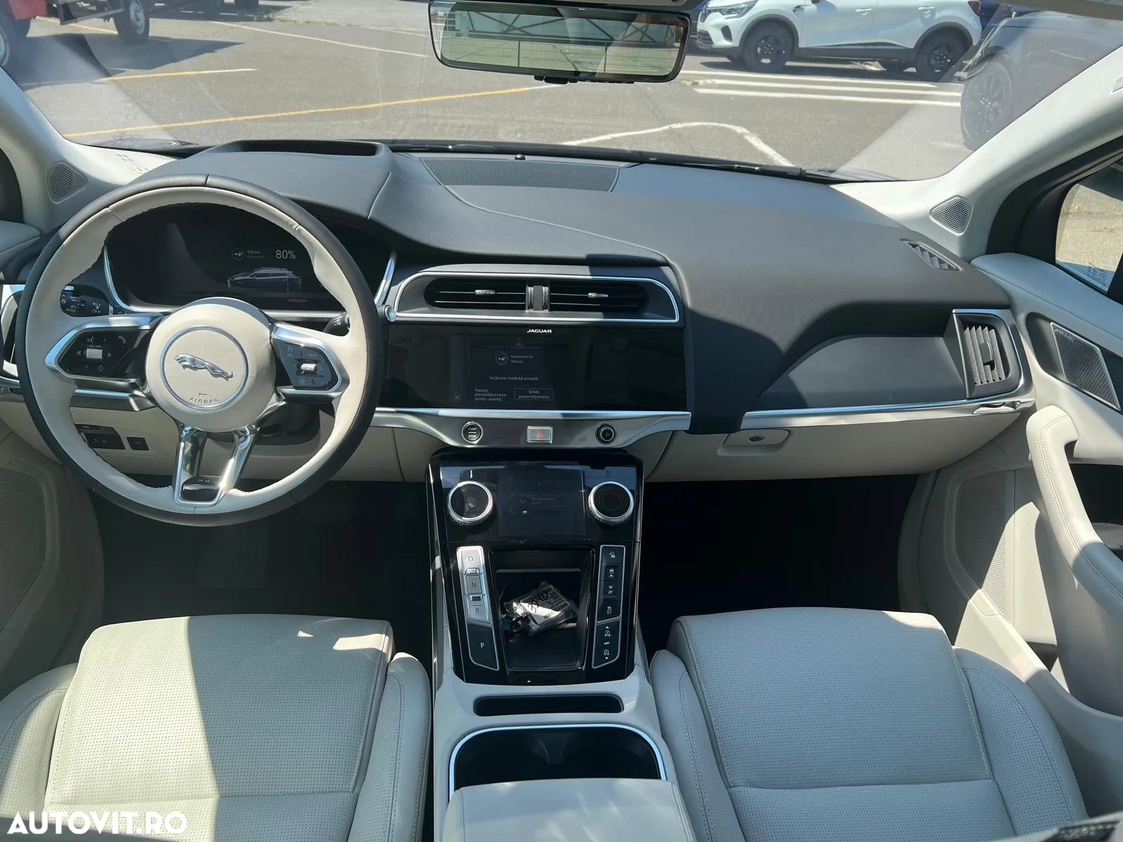 Jaguar I-Pace - 4