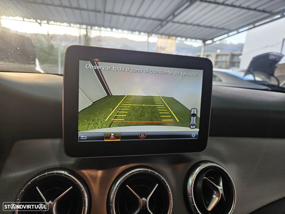 Mercedes-Benz CLA 180 d AMG Line - 19