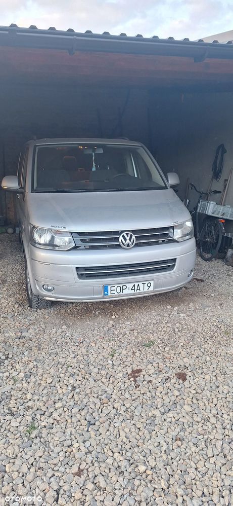 Volkswagen Caravelle - 13