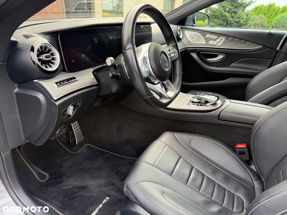 Mercedes-Benz CLS 450 4-Matic AMG - 32