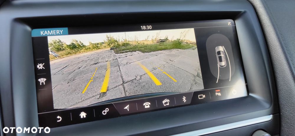Jaguar E-Pace 2.0 i4D AWD R-Dynamic - 15