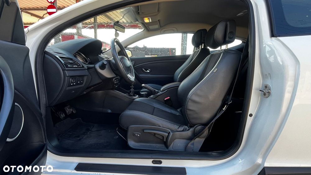 Renault Megane 1.6 Dynamique - 21