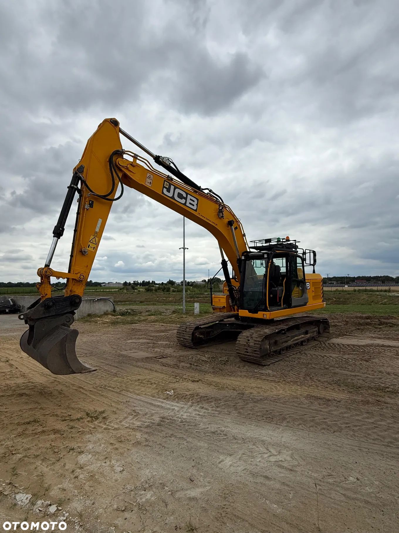 JCB 220 XLC - 1