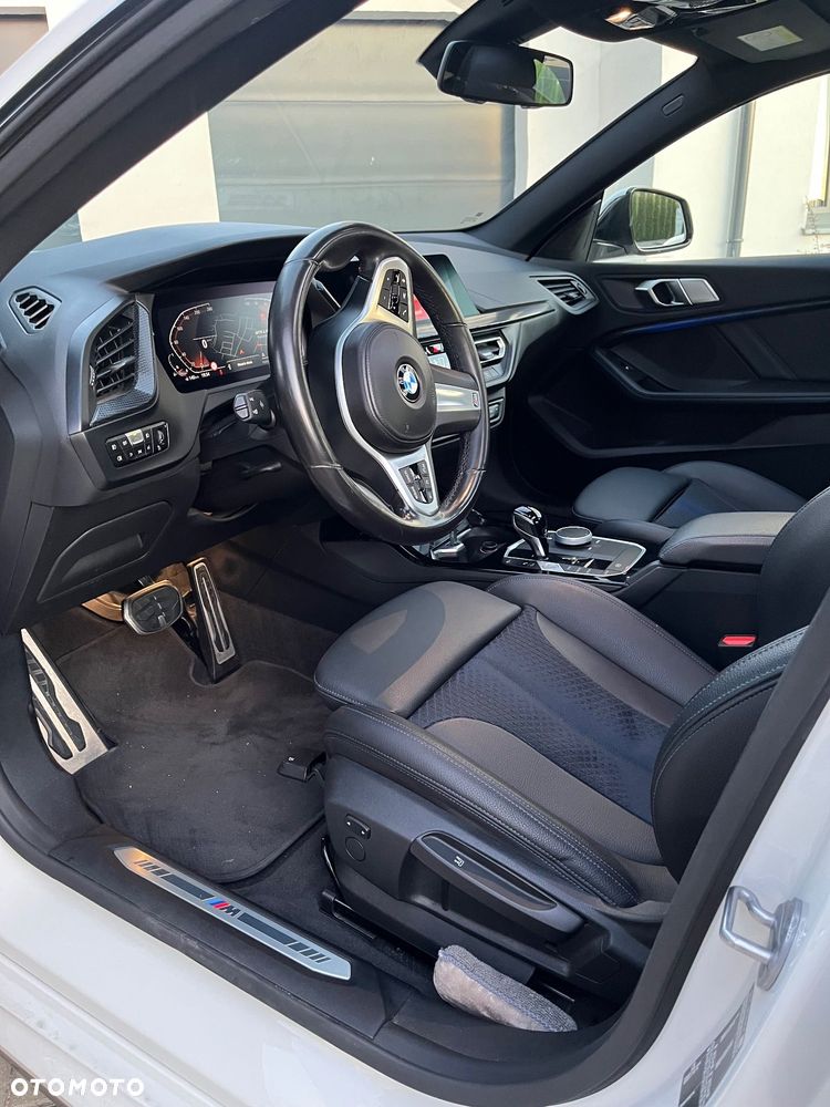 BMW Seria 2 218i M Sport - 27