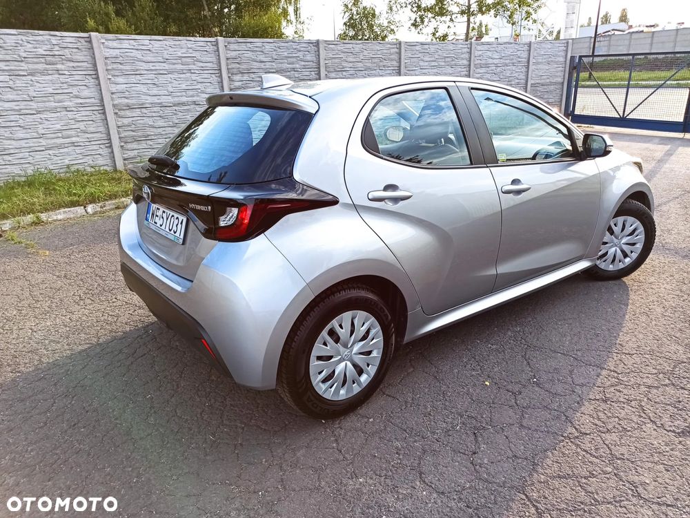 Toyota Yaris Hybrid 1.5 Active - 3