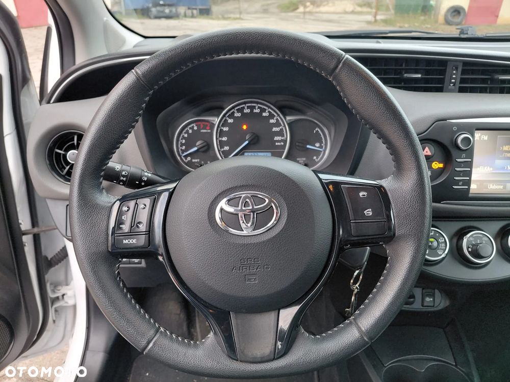 Toyota Yaris 1.0 VVT-i - 16