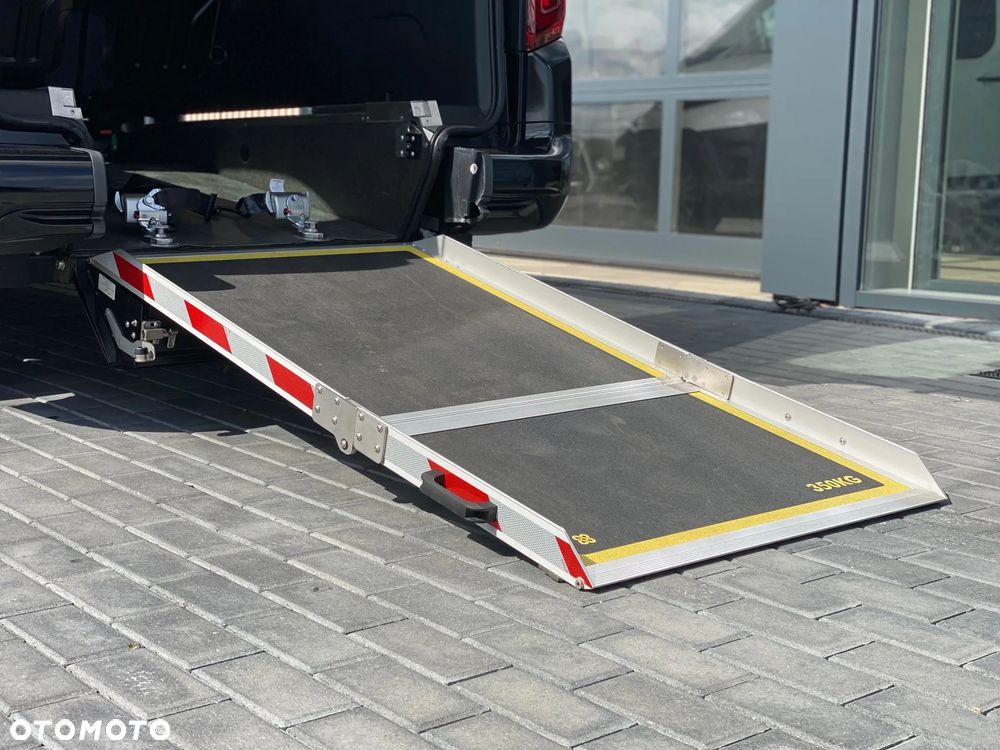 Toyota Proace City Verso Long 1.5 D-4D Family - 3