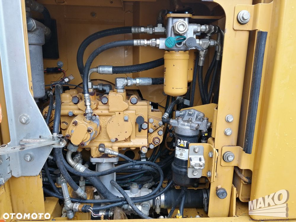 Caterpillar 312E - 11