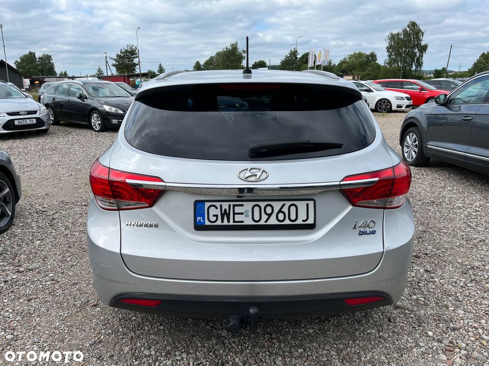 Hyundai i40 Kombi 1.7 CRDi Premium - 4