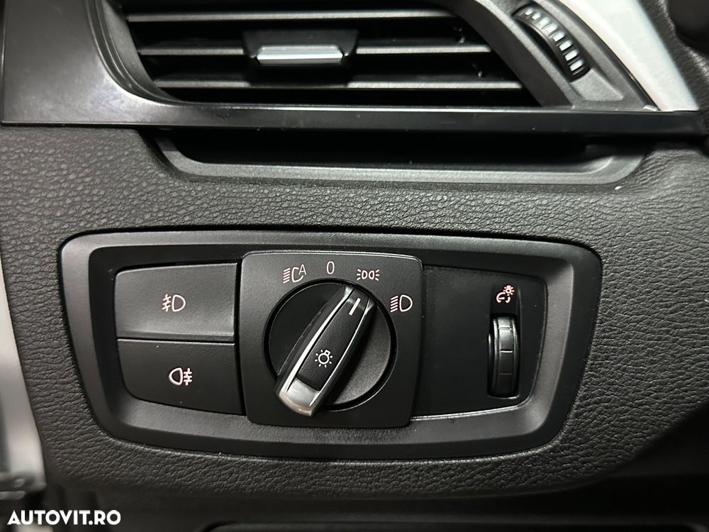 BMW X1 - 10