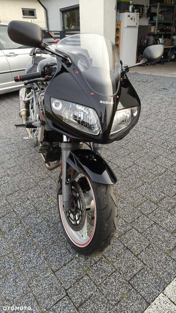 Suzuki SV - 4