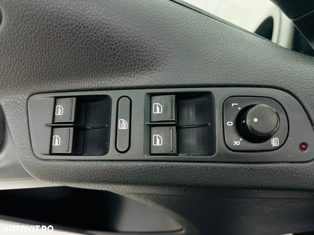 Volkswagen Tiguan 2.0 TDI SCR BlueMotion Technology Trend & Fun - 11