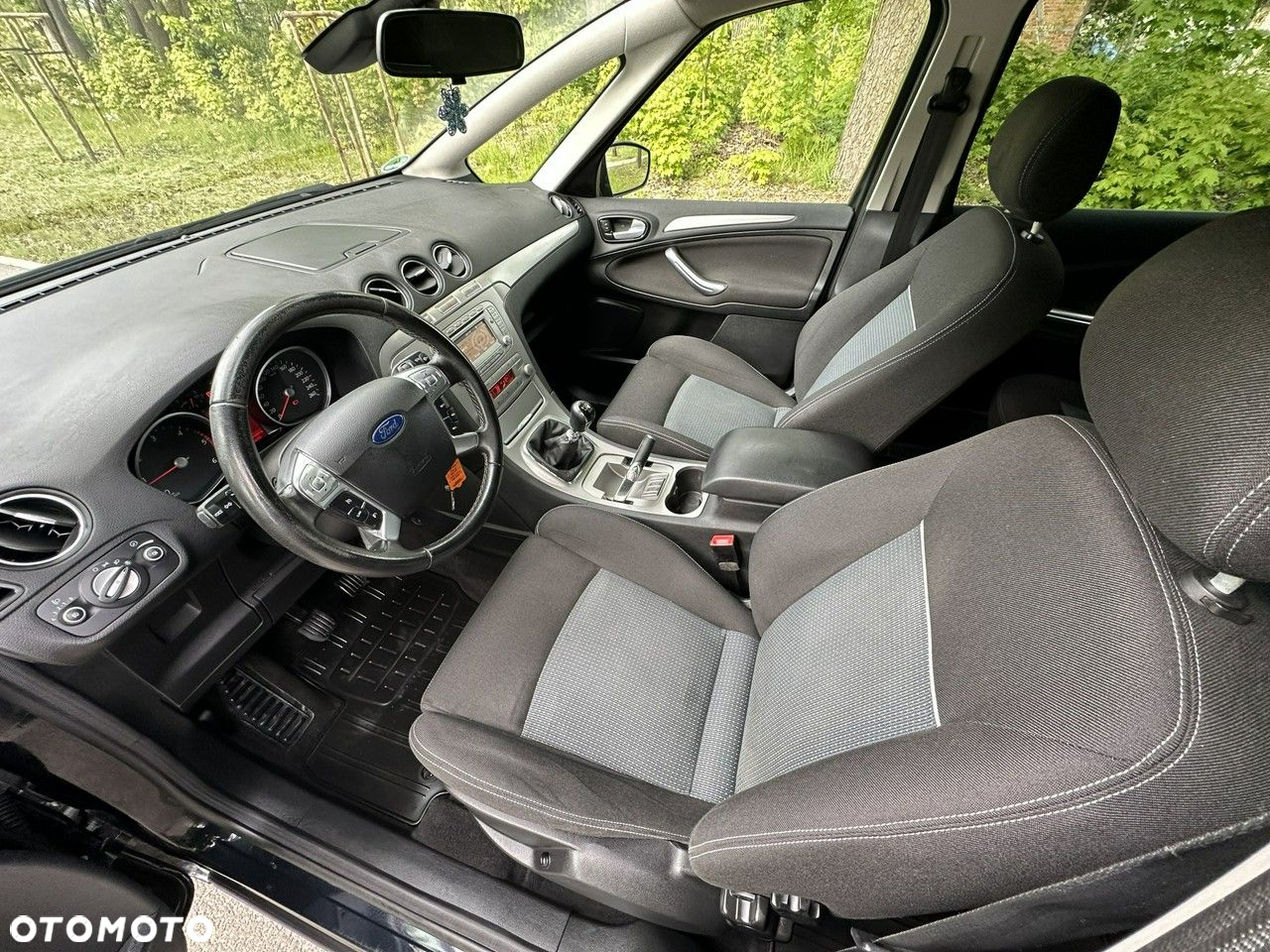 Ford S-Max - 19