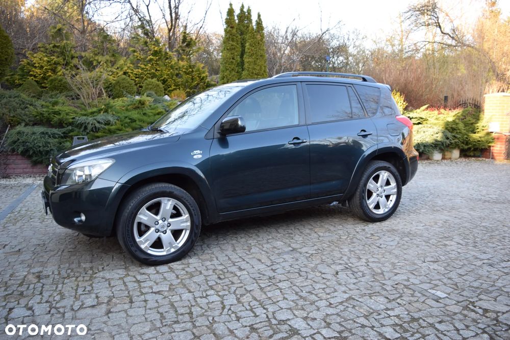 Toyota RAV4 2.2 D-CAT 4x4 Executive - 3
