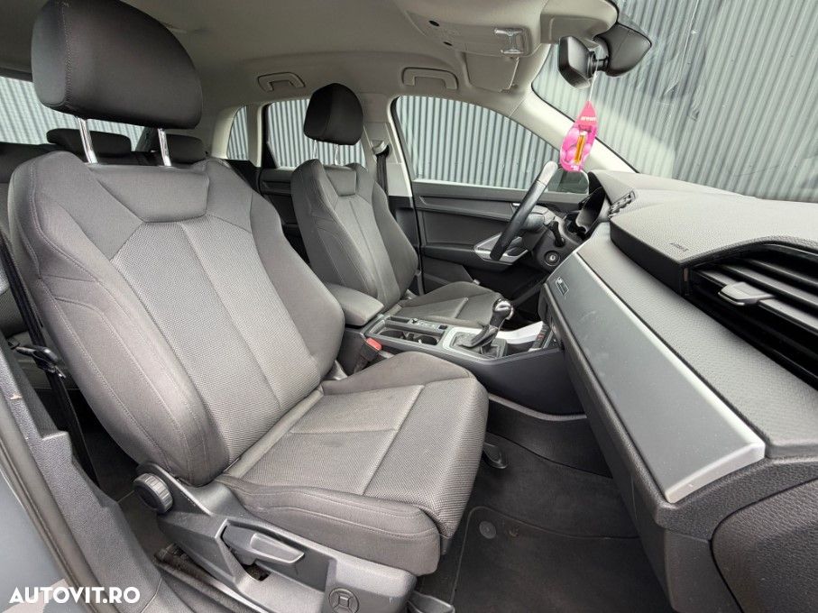 Audi Q3 35 TFSI S tronic - 19