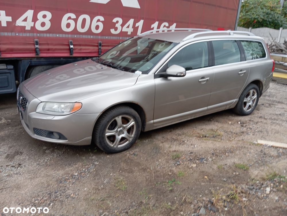 Volvo V70 - 3