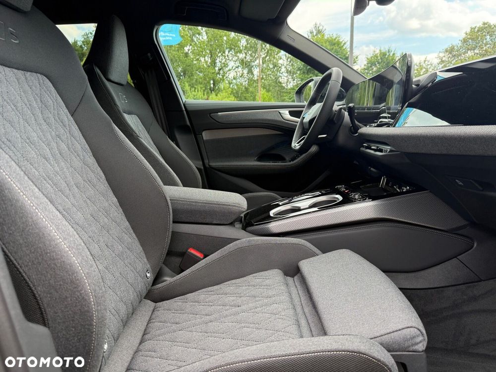 Audi A6 Avant - 21