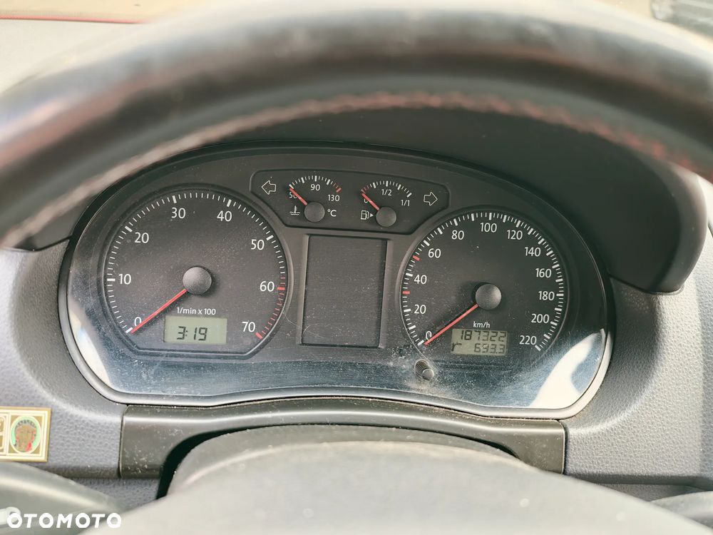 Volkswagen Polo 1.4 Goal - 13