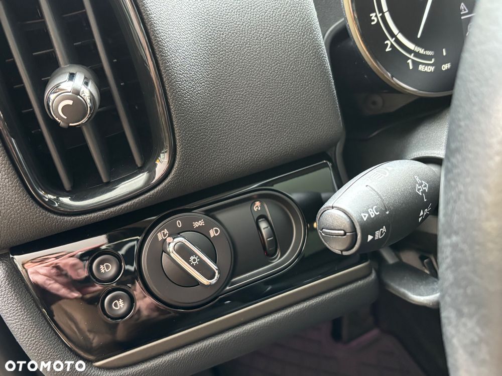 MINI Countryman Cooper ALL4 John Cooper Works Trim - 13