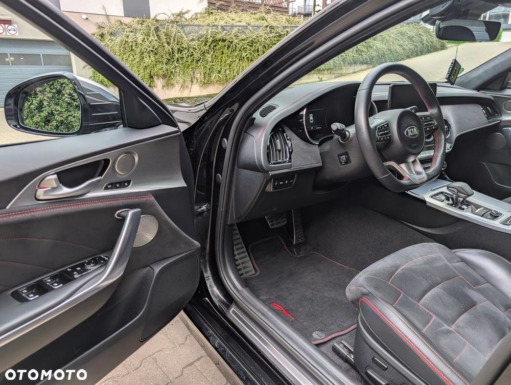 Kia Stinger 3.3 T-GDI V6 GT Prestige Line AWD - 6