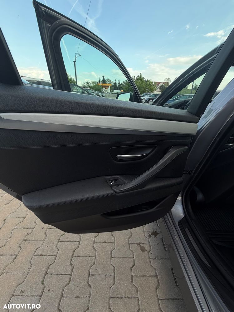 BMW Seria 5 520d Aut. - 21