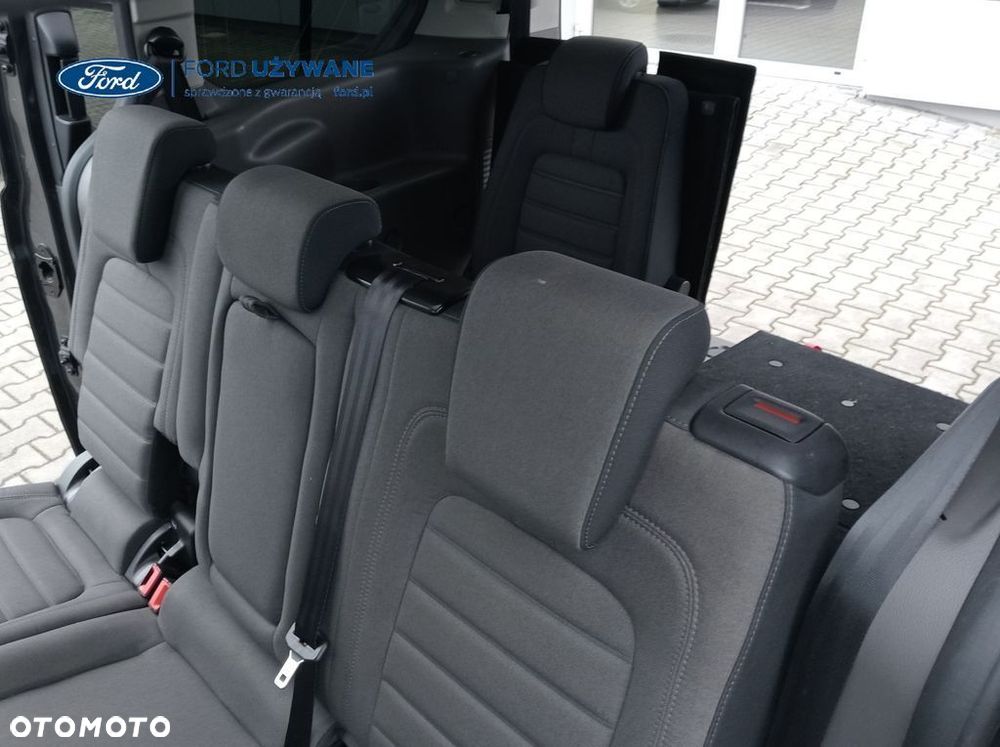 Ford Tourneo Connect - 24